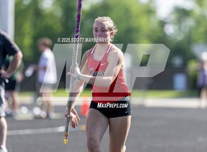 Thumbnail 3 in GCC Track & Field Championships (Day 2) photogallery.