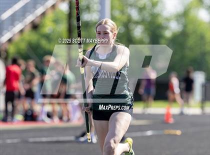 Thumbnail 2 in GCC Track & Field Championships (Day 2) photogallery.