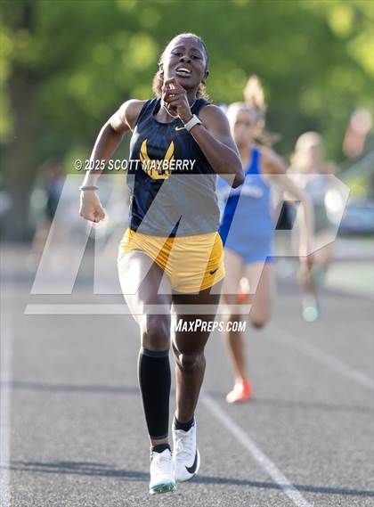 Thumbnail 1 in GCC Track & Field Championships (Day 2) photogallery.