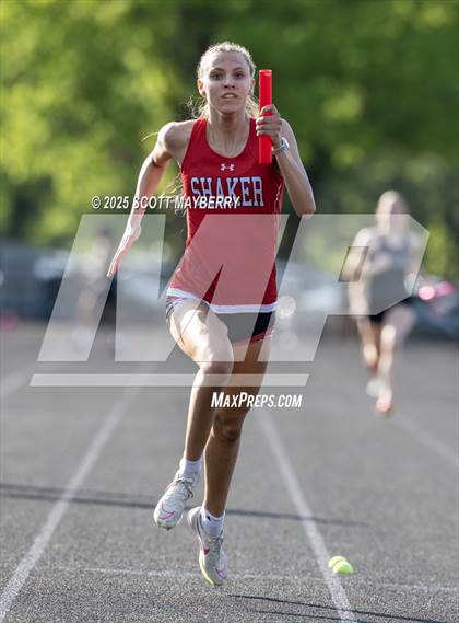 Thumbnail 1 in GCC Track & Field Championships (Day 2) photogallery.