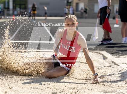 Thumbnail 3 in GCC Track & Field Championships (Day 2) photogallery.