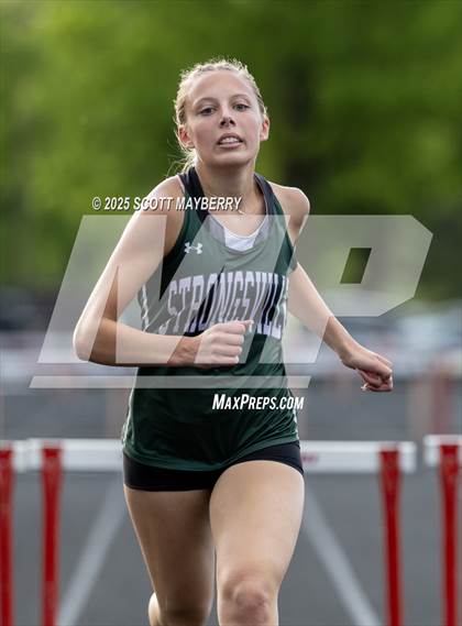 Thumbnail 1 in GCC Track & Field Championships (Day 2) photogallery.