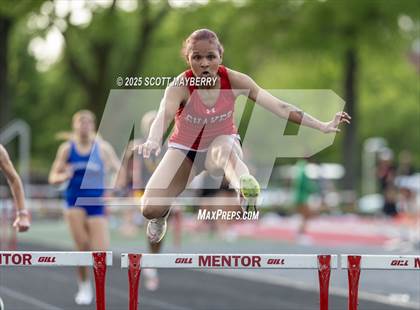 Thumbnail 1 in GCC Track & Field Championships (Day 2) photogallery.