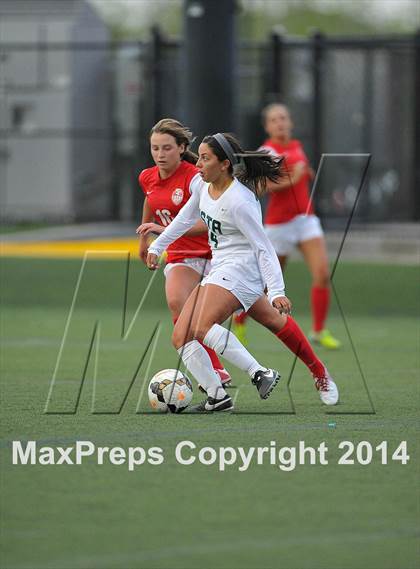 Thumbnail 2 in Mountain Vista vs. Denver East (CHSAA 5A 1st Round) photogallery.