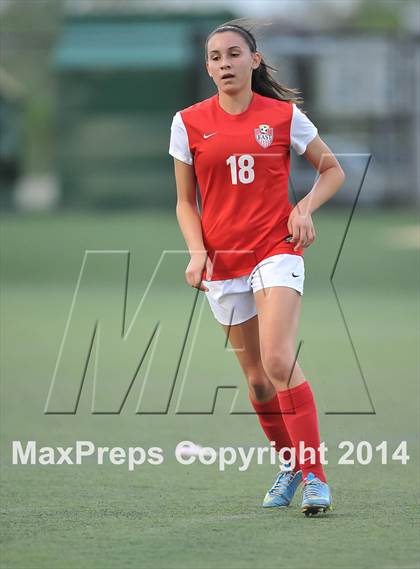 Thumbnail 1 in Mountain Vista vs. Denver East (CHSAA 5A 1st Round) photogallery.