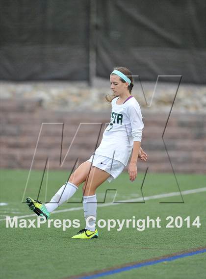 Thumbnail 2 in Mountain Vista vs. Denver East (CHSAA 5A 1st Round) photogallery.