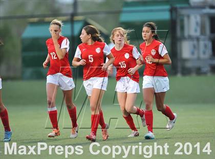 Thumbnail 1 in Mountain Vista vs. Denver East (CHSAA 5A 1st Round) photogallery.