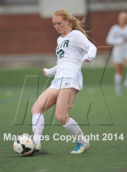 Thumbnail 1 in Mountain Vista vs. Denver East (CHSAA 5A 1st Round) photogallery.