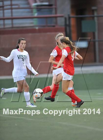 Thumbnail 3 in Mountain Vista vs. Denver East (CHSAA 5A 1st Round) photogallery.