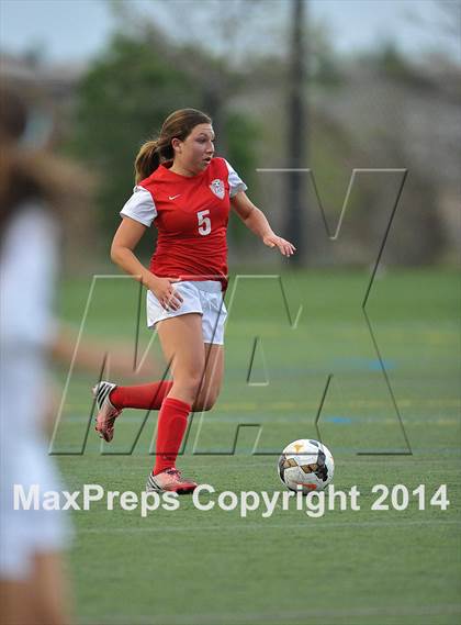 Thumbnail 3 in Mountain Vista vs. Denver East (CHSAA 5A 1st Round) photogallery.