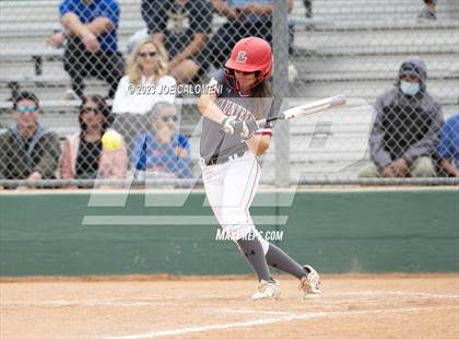 Thumbnail 2 in Lee vs Johnson photogallery.