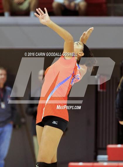 Thumbnail 3 in Louisburg vs. Community School of Davidson (NCHSAA 1A Final) photogallery.