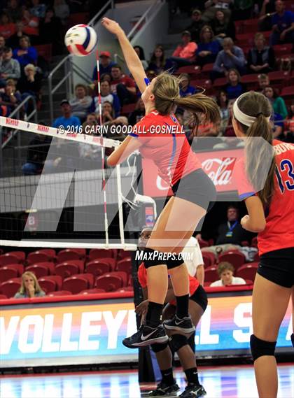 Thumbnail 2 in Louisburg vs. Community School of Davidson (NCHSAA 1A Final) photogallery.
