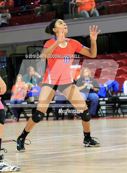 Thumbnail 2 in Louisburg vs. Community School of Davidson (NCHSAA 1A Final) photogallery.