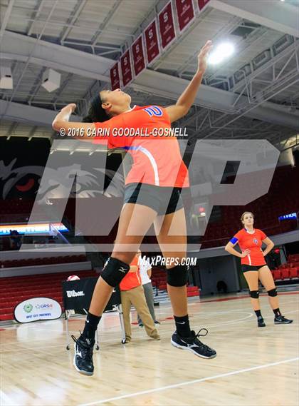 Thumbnail 3 in Louisburg vs. Community School of Davidson (NCHSAA 1A Final) photogallery.