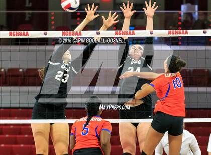 Thumbnail 2 in Louisburg vs. Community School of Davidson (NCHSAA 1A Final) photogallery.