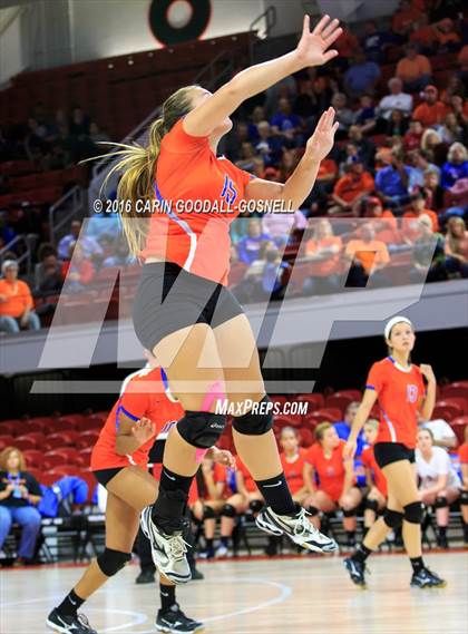 Thumbnail 2 in Louisburg vs. Community School of Davidson (NCHSAA 1A Final) photogallery.