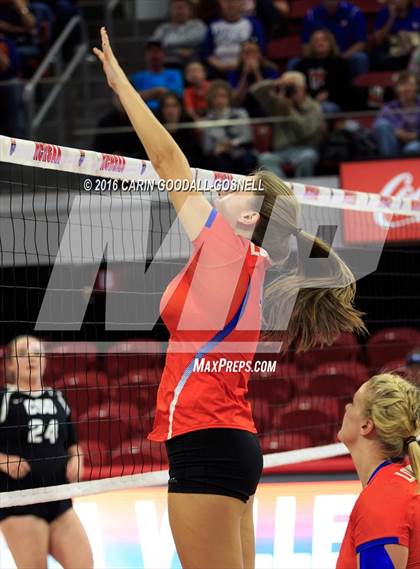 Thumbnail 3 in Louisburg vs. Community School of Davidson (NCHSAA 1A Final) photogallery.