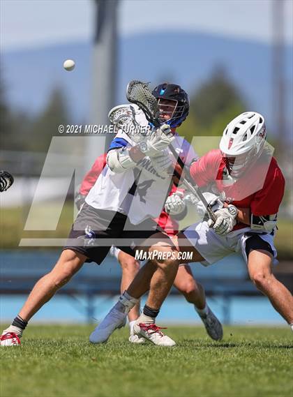 Thumbnail 3 in Boise vs Coeur d'Alene photogallery.
