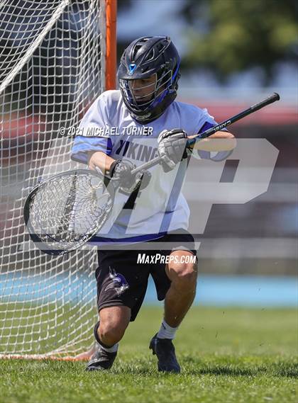 Thumbnail 3 in Boise vs Coeur d'Alene photogallery.