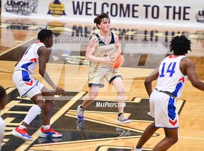 Thumbnail 3 in River Ridge vs. Veterans (Lemon Street Classic) photogallery.