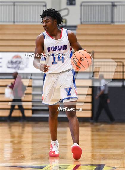 Thumbnail 1 in River Ridge vs. Veterans (Lemon Street Classic) photogallery.
