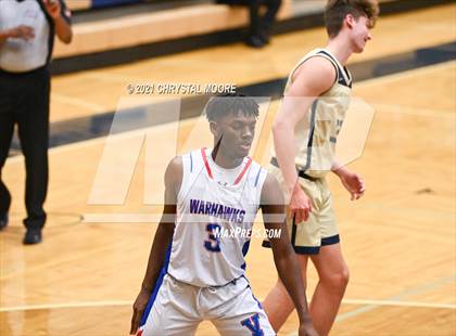 Thumbnail 2 in River Ridge vs. Veterans (Lemon Street Classic) photogallery.