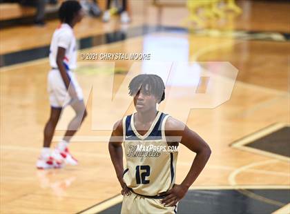 Thumbnail 3 in River Ridge vs. Veterans (Lemon Street Classic) photogallery.