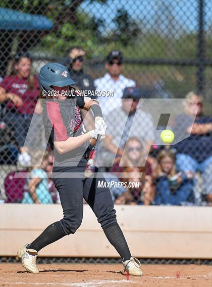 Thumbnail 2 in Chatfield vs. Grand Junction Central  (CHSAA 5A State - 1st Round) photogallery.