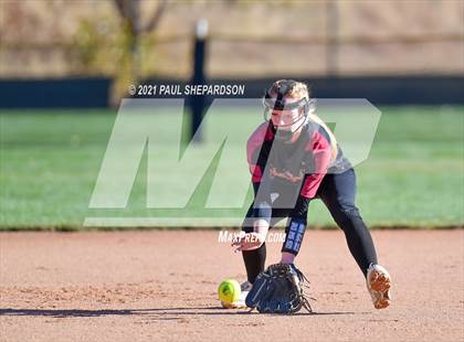 Thumbnail 2 in Chatfield vs. Grand Junction Central  (CHSAA 5A State - 1st Round) photogallery.