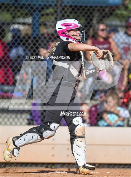 Thumbnail 3 in Chatfield vs. Grand Junction Central  (CHSAA 5A State - 1st Round) photogallery.