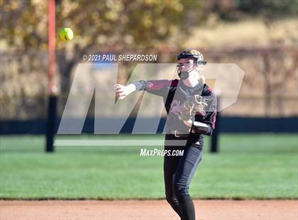 Thumbnail 1 in Chatfield vs. Grand Junction Central  (CHSAA 5A State - 1st Round) photogallery.