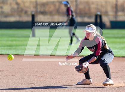 Thumbnail 1 in Chatfield vs. Grand Junction Central  (CHSAA 5A State - 1st Round) photogallery.