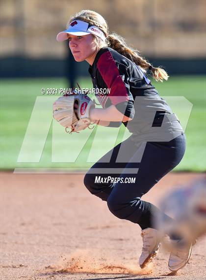 Thumbnail 2 in Chatfield vs. Grand Junction Central  (CHSAA 5A State - 1st Round) photogallery.