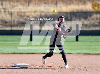 Thumbnail 3 in Chatfield vs. Grand Junction Central  (CHSAA 5A State - 1st Round) photogallery.