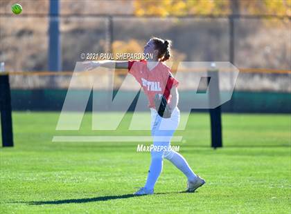 Thumbnail 3 in Chatfield vs. Grand Junction Central  (CHSAA 5A State - 1st Round) photogallery.
