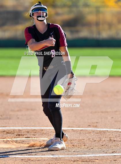 Thumbnail 3 in Chatfield vs. Grand Junction Central  (CHSAA 5A State - 1st Round) photogallery.
