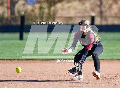 Thumbnail 3 in Chatfield vs. Grand Junction Central  (CHSAA 5A State - 1st Round) photogallery.