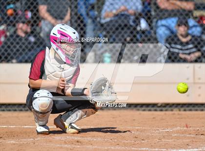 Thumbnail 3 in Chatfield vs. Grand Junction Central  (CHSAA 5A State - 1st Round) photogallery.