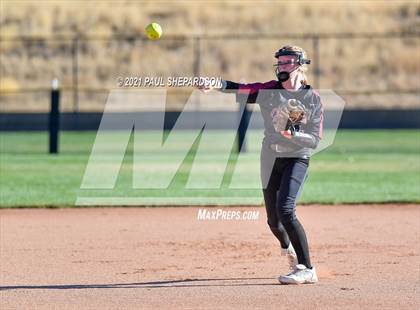 Thumbnail 2 in Chatfield vs. Grand Junction Central  (CHSAA 5A State - 1st Round) photogallery.