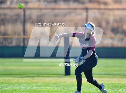 Thumbnail 1 in Chatfield vs. Grand Junction Central  (CHSAA 5A State - 1st Round) photogallery.