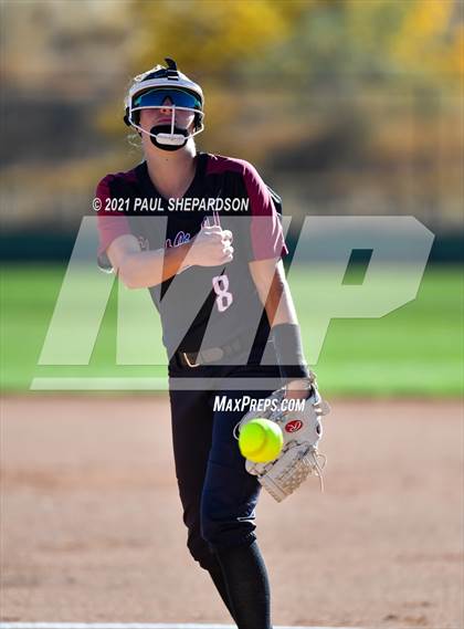 Thumbnail 2 in Chatfield vs. Grand Junction Central  (CHSAA 5A State - 1st Round) photogallery.