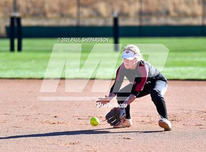 Thumbnail 3 in Chatfield vs. Grand Junction Central  (CHSAA 5A State - 1st Round) photogallery.