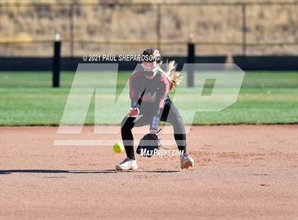 Thumbnail 1 in Chatfield vs. Grand Junction Central  (CHSAA 5A State - 1st Round) photogallery.
