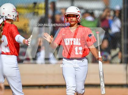 Thumbnail 3 in Chatfield vs. Grand Junction Central  (CHSAA 5A State - 1st Round) photogallery.
