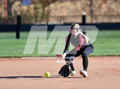 Thumbnail 1 in Chatfield vs. Grand Junction Central  (CHSAA 5A State - 1st Round) photogallery.
