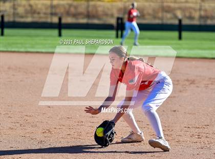 Thumbnail 2 in Chatfield vs. Grand Junction Central  (CHSAA 5A State - 1st Round) photogallery.