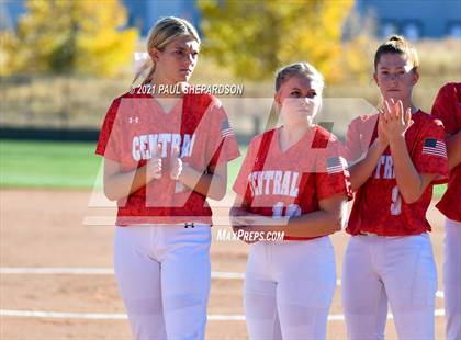Thumbnail 2 in Chatfield vs. Grand Junction Central  (CHSAA 5A State - 1st Round) photogallery.