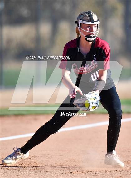 Thumbnail 3 in Chatfield vs. Grand Junction Central  (CHSAA 5A State - 1st Round) photogallery.