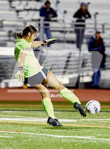 Thumbnail 3 in Marin Academy @ Granite Bay (CIF NorCal D2 Final) photogallery.